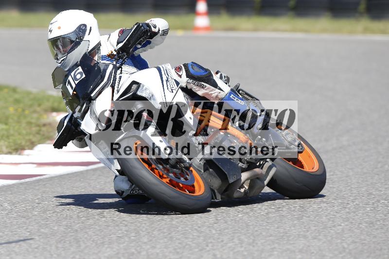 Archiv-2025/48 25.08.2025 Cornu Master School ADR/rot-rouge/16